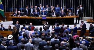 O Brasil que emerge das urnas: Câmara terá predominância de homens brancos, média de 50 anos e 60% de milionários