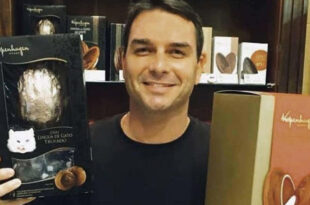 A prática de suas teorias: loja de chocolates de Flávio Bolsonaro demitiu balconista grávida sem carteira assinada