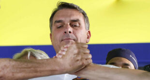 Liberdade de expressão da extrema direita: Flávio Bolsonaro tenta censurar Brasil 247 e Mídia NINJA por meio do TSE