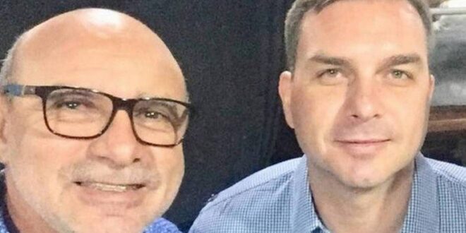 Aprenda a votar ou se lasque: Queiroz já negocia cargos para um eventual governo de Flávio Bolsonaro