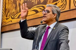 Empresa não honra o compromisso com os barqueiros de Tarauacá e trabalhadores entram em greve, relata Edvaldo