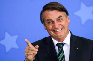 Psicóloga prova que Bolsonaro propôs tratamento com eletrochoque para autistas